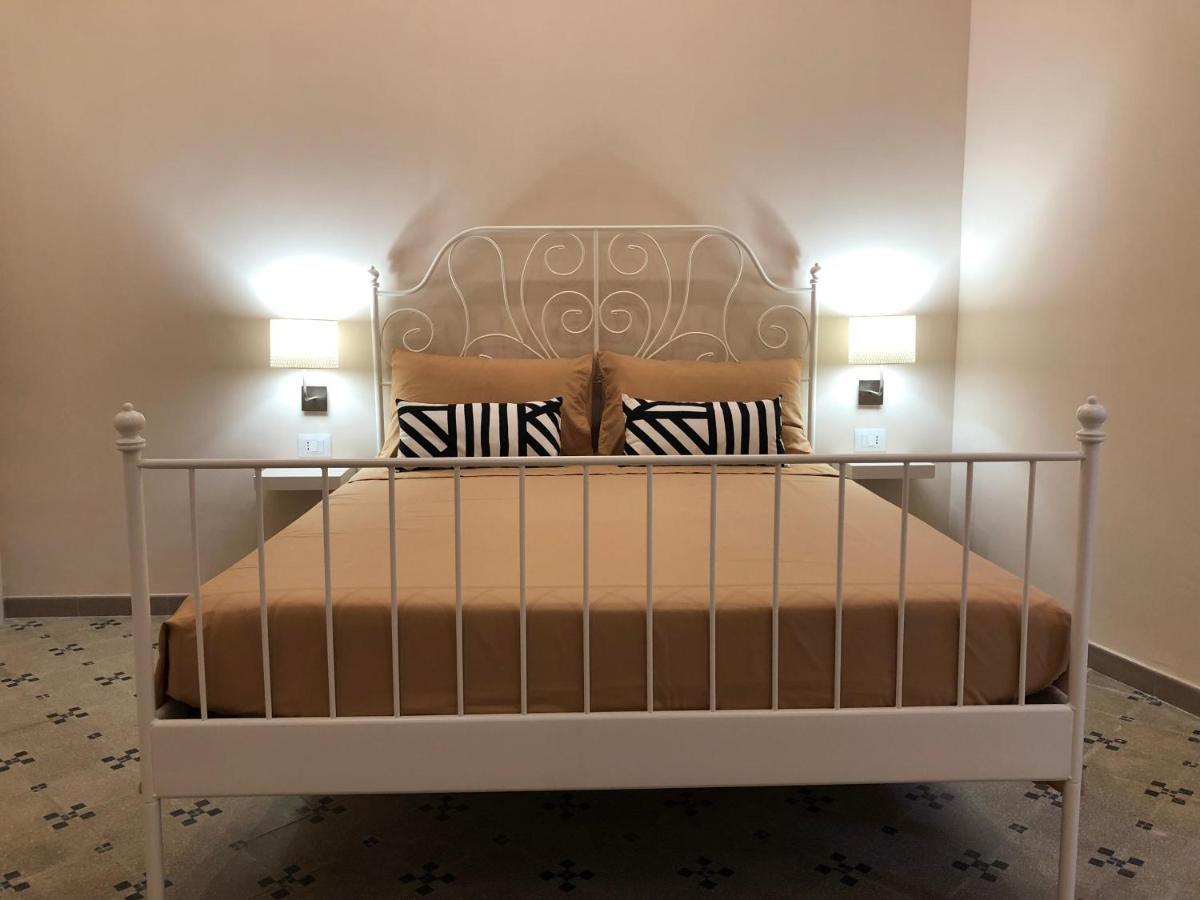 B&B Meliora Rooms Avola Eksteriør billede