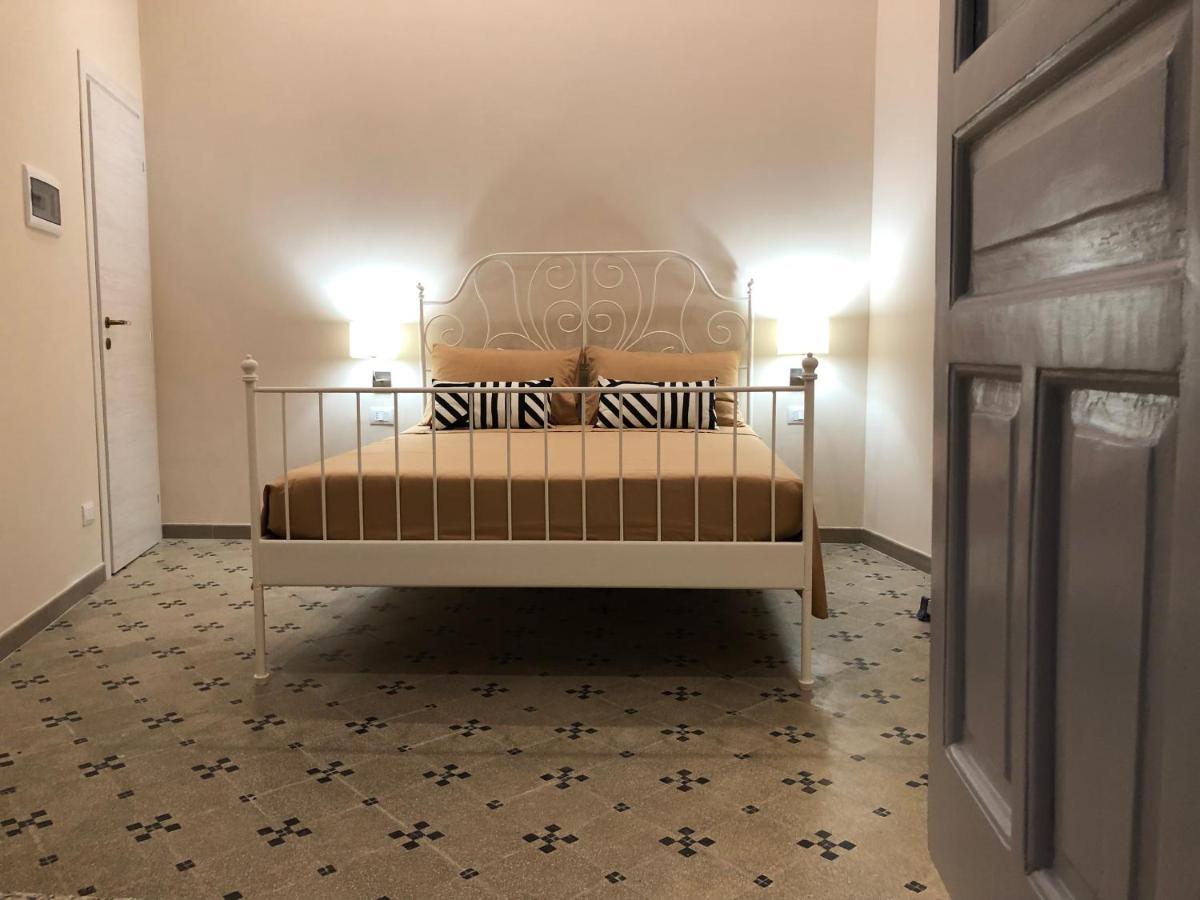B&B Meliora Rooms Avola Eksteriør billede