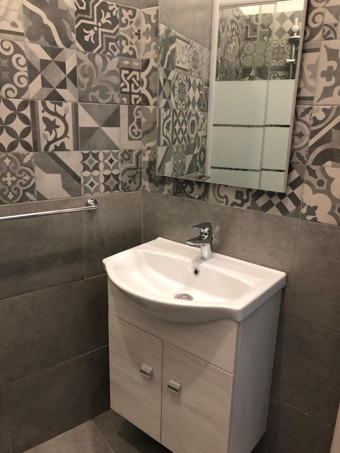 B&B Meliora Rooms Avola Eksteriør billede